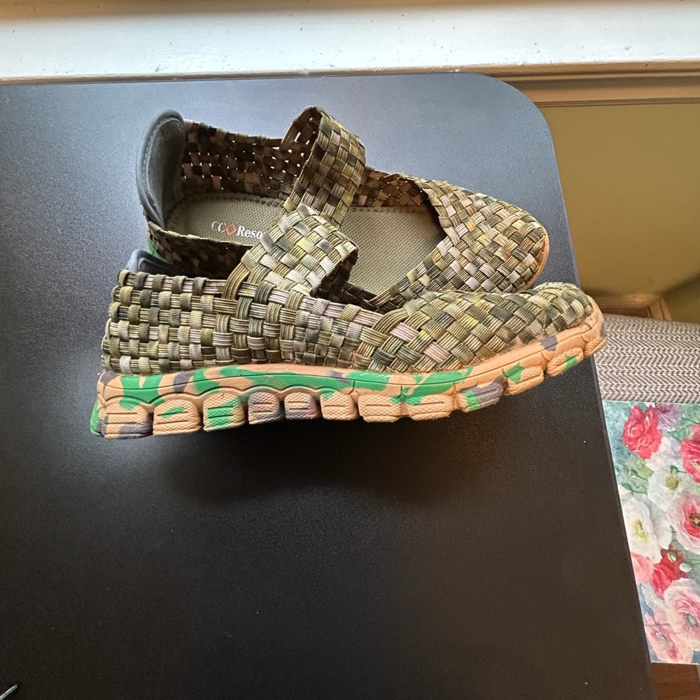 CC Resorts Multicolor Woven Slip-Ons